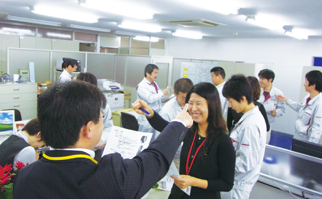 コミュニティー身だしなみチェック|大日電子のモノづくり人づくり